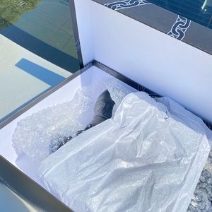 Versace chain reactions